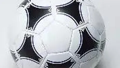 盖尔·加朵迎来新成员，五口之家共享幸福瞬间